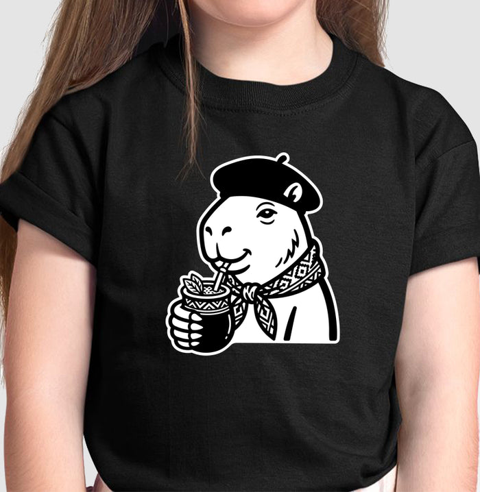 Camiseta Capincho infantil na cor preta, do 2 aos 14 anos