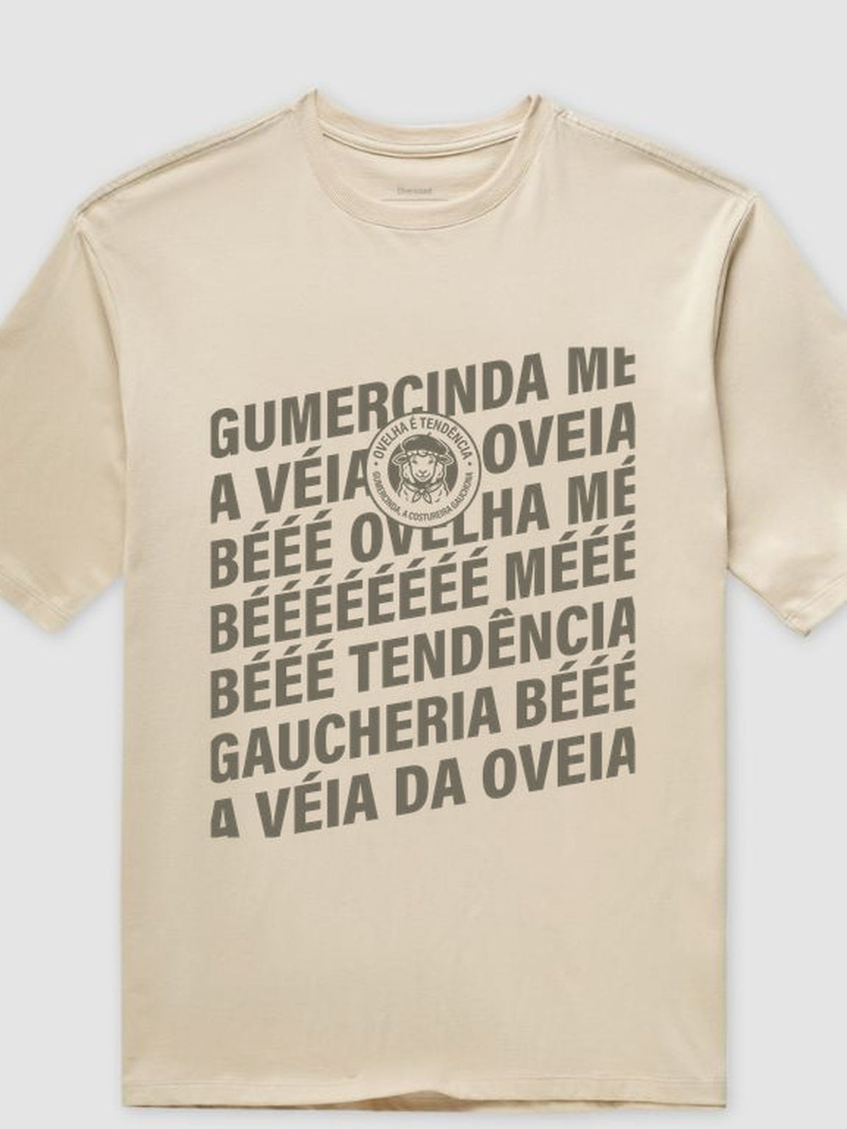 Camiseta com o logo Ovelha e Tendencia oversized, modelagem unissex